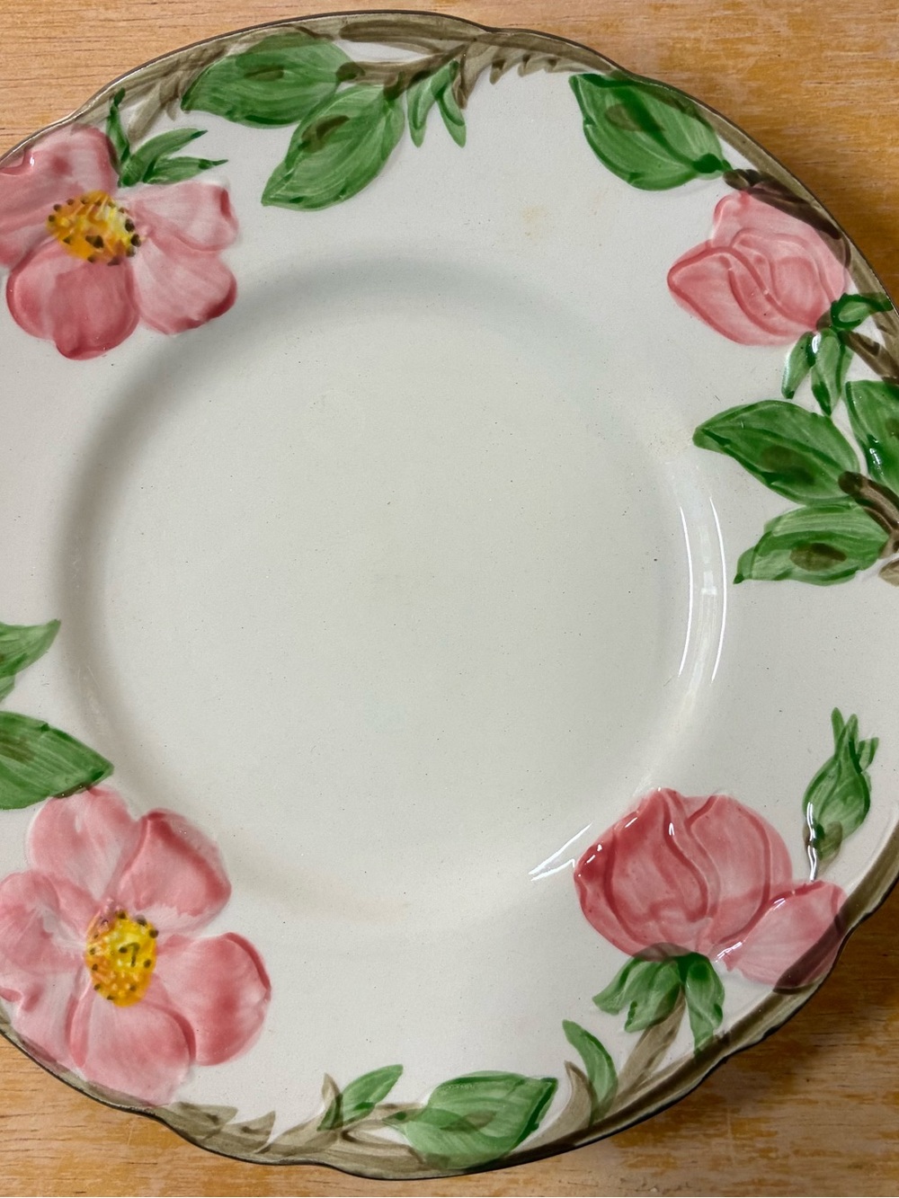 (1) Franciscan Desert Rose 6 1/4" Bread and Butter Plate California Vintage.
